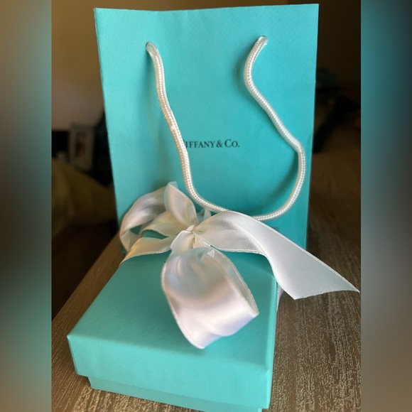 Tiffany & Co Gift Boxes - Picture 3 of 9